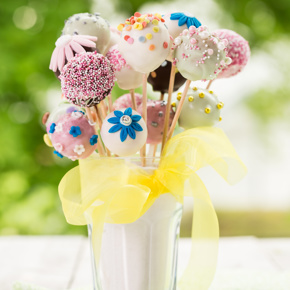 Honing en citroen cake pops