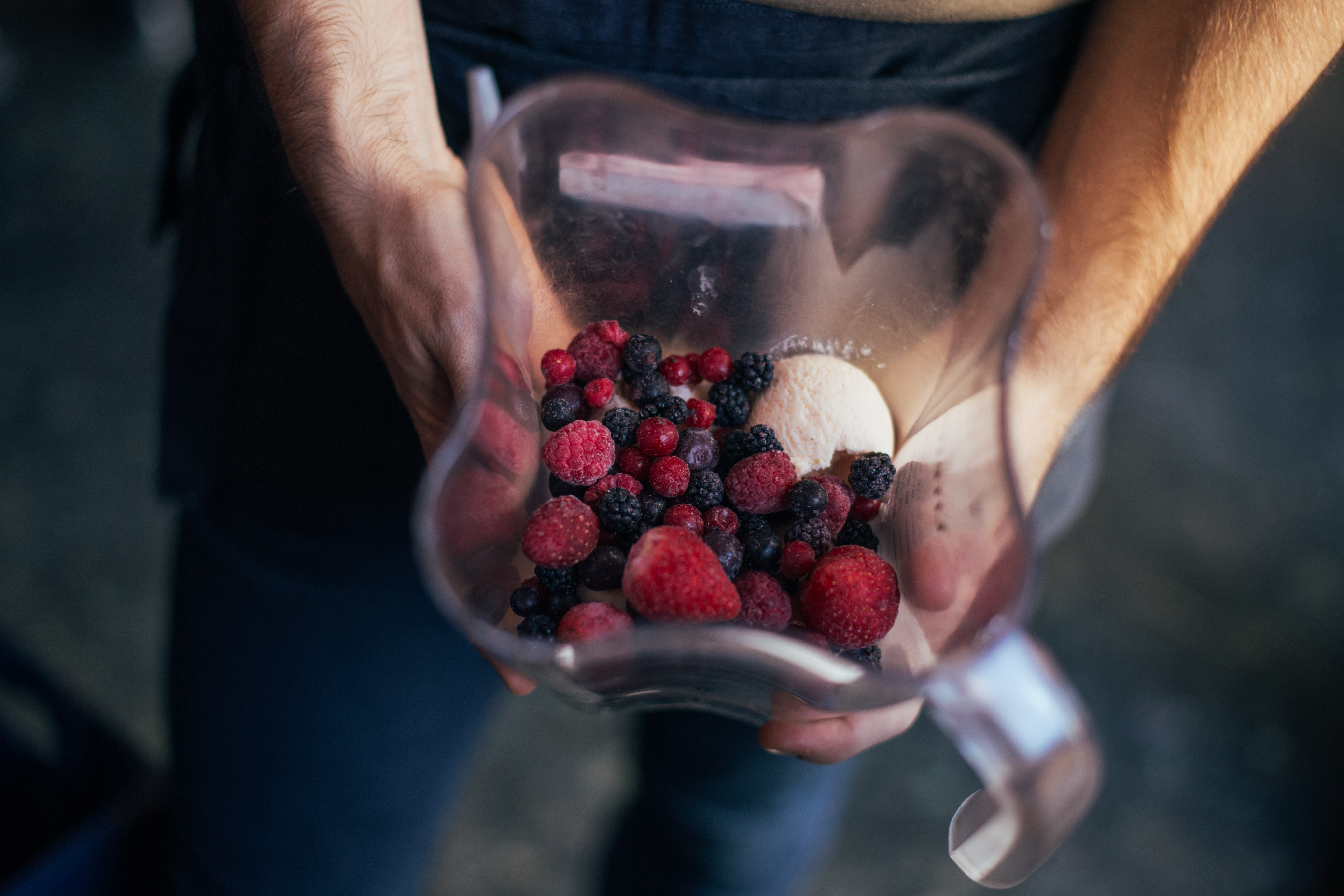 Fruit In Handen Man